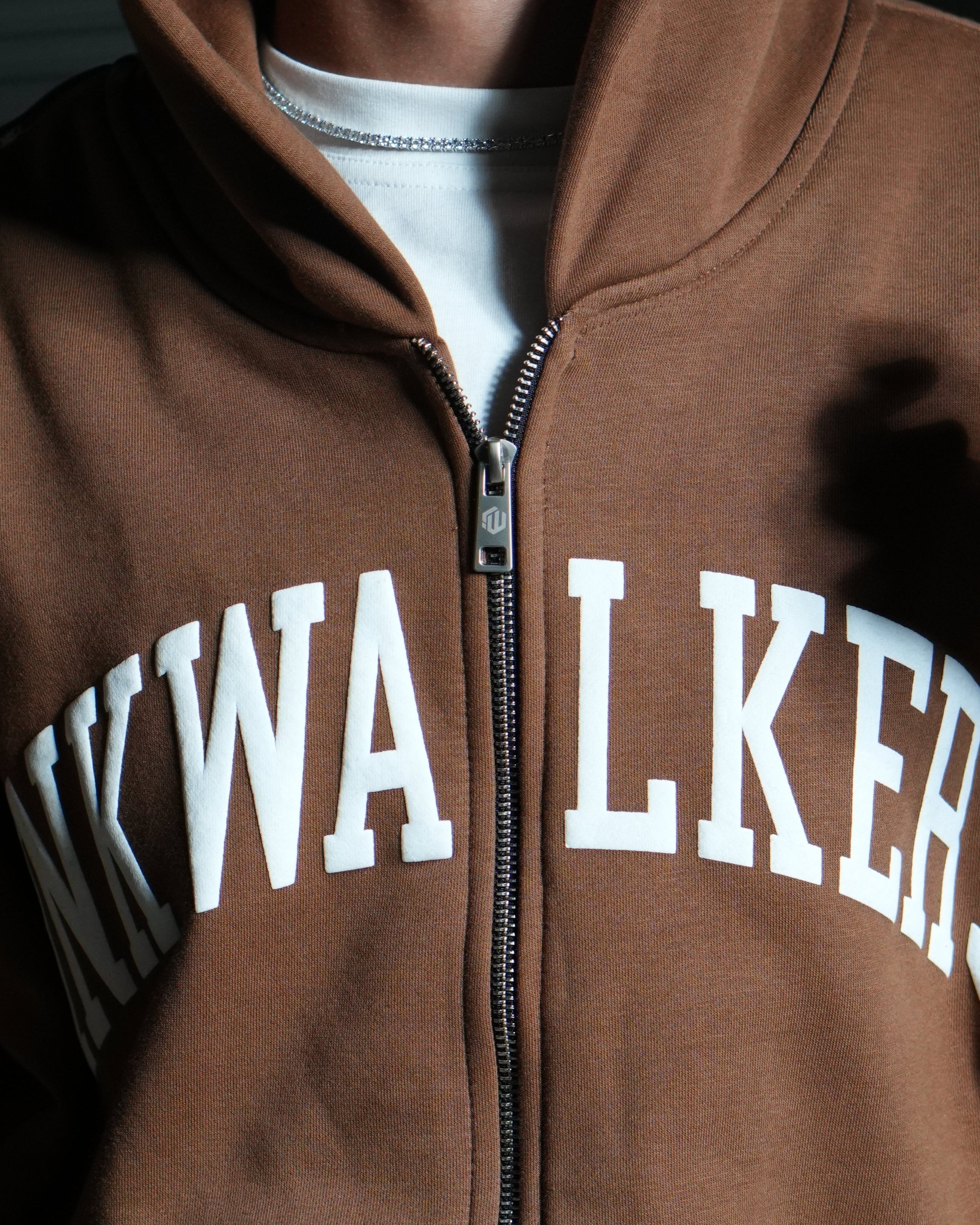 THE EXCEPTION ZIP UP - BROWN